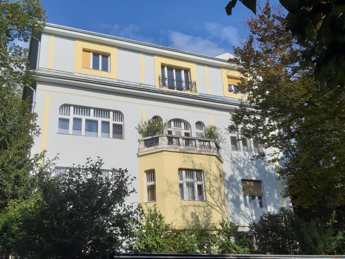 Green Hill Apartment Budapest Ngoại thất bức ảnh
